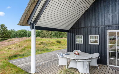 Helmi - 1.5Km from the Sea