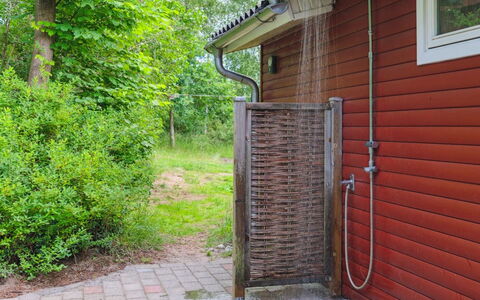 Lovisa - 7Km from the Sea: Schwimmbad, Gartenmöbel, Möbel, Resort, Flagstone, Eco Hotel, Schatten, Stuhl, Freizeit, Estate