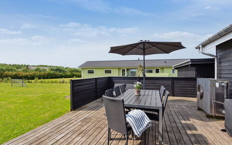 Hakan - 900M from the Sea: Holz, Zuhause, Möbel, Holzboden, Dach, Deck, Veranda, Grundstueck, Gartenmöbel, Planke