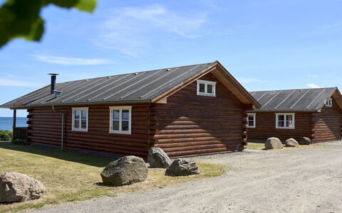 Ghita - 10M from the Sea: Holz, Dach, Die Architektur, Zuhause, Haus, Hütte, Abstellgleis, Hartholz, Steigung, Estate