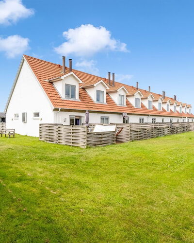 Hansa - 300M from the Sea