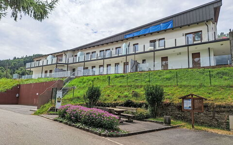Reifnitz 300: Menschliche Siedlung, Estate, Balkon, Zaun