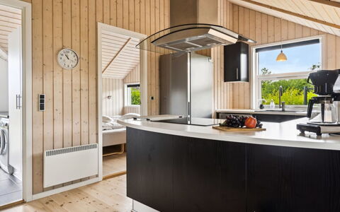 Siggi - 800M from the Sea: Interior Design, Holz, Küche, Decke, Flooring, Countertop, Light Fixture, Beleuchtung, Möbel, Zuhause