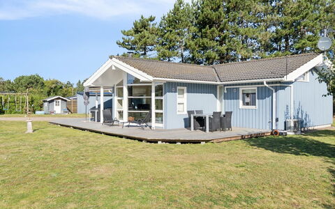 Ilsi - 275M from the Sea: Zuhause, Hütte, Veranda, Abstellgleis, Bauernhaus, Outdoor Struktur