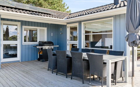 Ilsi - 275M from the Sea: Zuhause, Hütte, Veranda, Abstellgleis, Bauernhaus, Outdoor Struktur