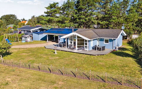 Ilsi - 275M from the Sea: Zuhause, Hütte, Veranda, Abstellgleis, Bauernhaus, Outdoor Struktur