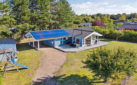 Ilsi - 275M from the Sea: Zuhause, Hütte, Veranda, Abstellgleis, Bauernhaus, Outdoor Struktur