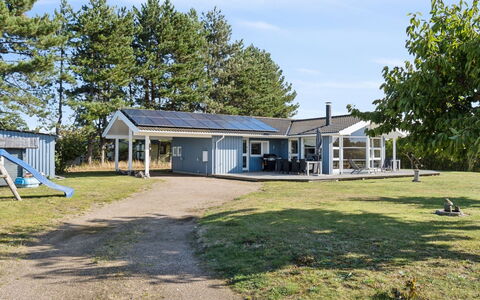 Ilsi - 275M from the Sea: Zuhause, Hütte, Veranda, Abstellgleis, Bauernhaus, Outdoor Struktur