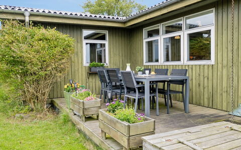 Konsta - 50M from the Sea: Holz, Dach, Die Architektur, Zuhause, Haus, Hütte, Abstellgleis, Hartholz, Steigung, Estate