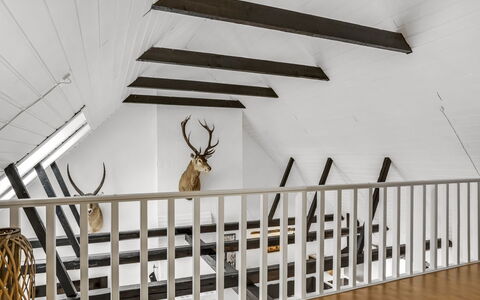 Thorgot - 3Km from the Sea: Holz, Decke, Flooring, Interior Design, Die Architektur, Fussboden, Treppe, Holzboden, Hartholz, Natürliches Material