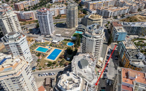 Excellent Seafront & Seaview: Gebäude, Wolkenkratzer, Wohnung, Stadtgebiet, Stadt, Metropolitan Area, Nachbarschaft, Wohngebiet, Eigentumswohnung