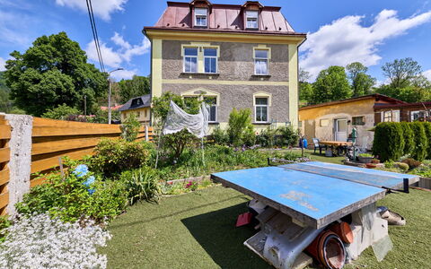 Desná V Jizerských Horách 841: Strauch, Garten, Hütte, Hinterhof, Landscaping, Garten, Rasen