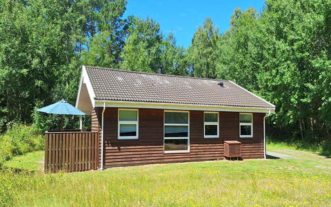 Emmie - 1.2Km from the Sea: Dach, Haus, Wohngebiet, Zuhause, Estate, Hütte, Design