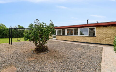 Simon - 1Km from the Sea: Dachdecken, Hütte, Haus, Dach, Zuhause, Bauernhaus, Hütte, Estate, Dorf
