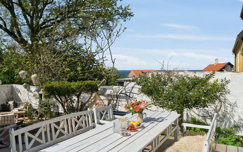 Frederikke - 300M from the Sea: Holz, Dach, Die Architektur, Zuhause, Haus, Hütte, Abstellgleis, Hartholz, Steigung, Estate