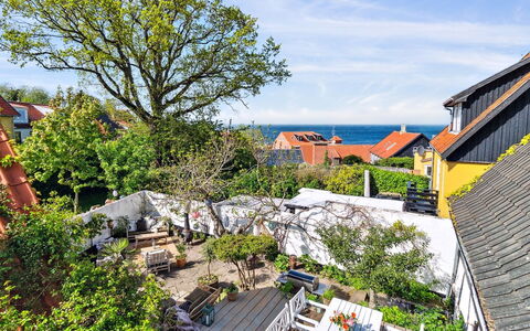 Frederikke - 300M from the Sea: Holz, Dach, Die Architektur, Zuhause, Haus, Hütte, Abstellgleis, Hartholz, Steigung, Estate
