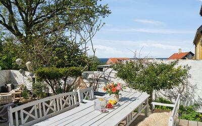 Frederikke - 300M from the Sea