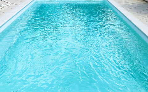 Villa Rose: Wasser, Wasservorräte, Fotografieren, Blau, Licht, Schwimmbad, Azurblau, Rechteck