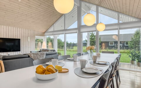 Imke - 1Km from the Sea: Decke, Veranda, Abstellgleis, Gartenbauten, Schatten, Garten, Bauernhaus, Outdoor Struktur, Schuppen
