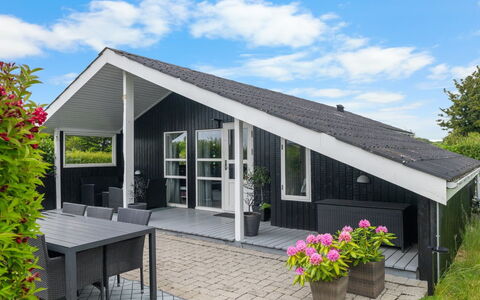 Maaria - 400M from the Sea