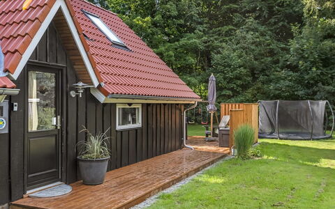 Diderik - 30Km from the Sea: Dach, Haus, Zuhause, Hütte, Tür, Abstellgleis, Deck, Veranda, Planke, Hartholz