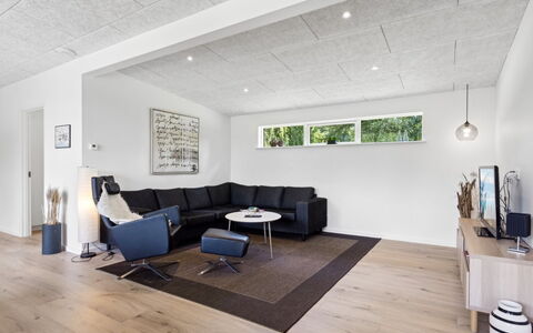 Gertraude - 800M from the Sea: Interior Design, Flooring, Möbel, Fussboden, Wand, Couch, Decke, Wohnzimmer, Holz, Zimmer