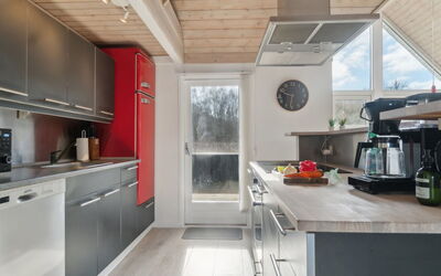 Soeren - 300M from the Sea