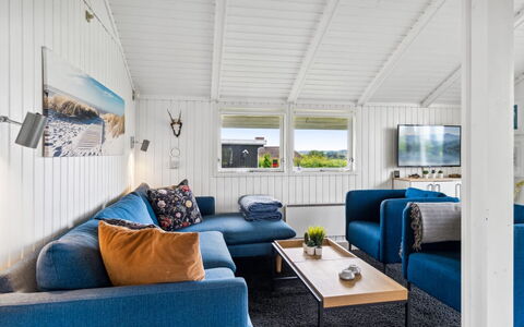 Lauha - 400M from the Sea: Holz, Zuhause, Veranda, Deck, Hartholz, Dach, Holzbeize, Holzboden, Eco Hotel