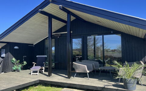 Lauha - 400M from the Sea: Holz, Zuhause, Veranda, Deck, Hartholz, Dach, Holzbeize, Holzboden, Eco Hotel