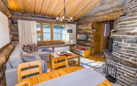 Kelokanerva: Holz, Hütte, Zuhause, Blockhaus, Decke, Hartholz, Holzbeize, Hütte, Dachgeschoss