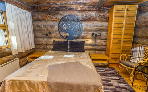 Kelokanerva: Schlafzimmer, Bett, Bedding, Bettdecke, Holz, Interior Design, Fussboden, Flooring, Bettrahmen, Decke