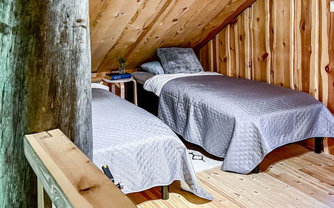 Ukkokelo: Möbel, Stuhl, Gartenmöbel, Tabelle, Holz, Tisch Im Freien, Küche & Esszimmer Tisch, Schatten, Garten, Regenschirm