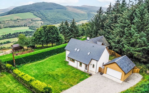 Springbank Lodge