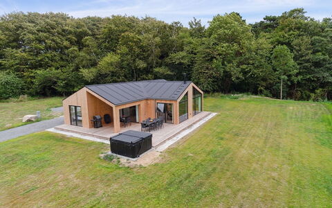 Wilgrib - 50M from the Sea: Holz, Dach, Die Architektur, Zuhause, Haus, Hütte, Abstellgleis, Hartholz, Steigung, Estate