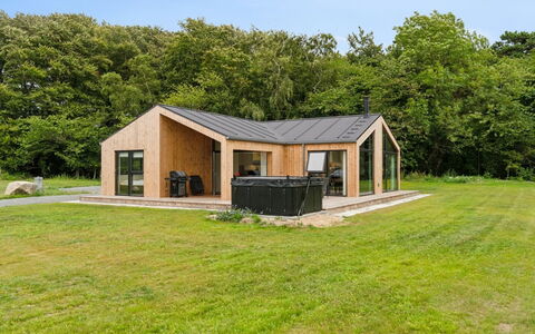 Wilgrib - 50M from the Sea: Holz, Dach, Die Architektur, Zuhause, Haus, Hütte, Abstellgleis, Hartholz, Steigung, Estate