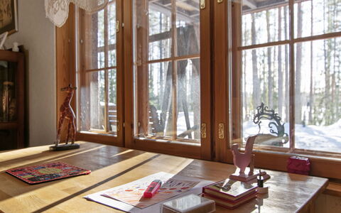 Tuohiniemi: Möbel, Holz, Interior Design, Flooring, Fussboden, Glas, Tabelle, Beleuchtung, Esszimmer, Zimmer