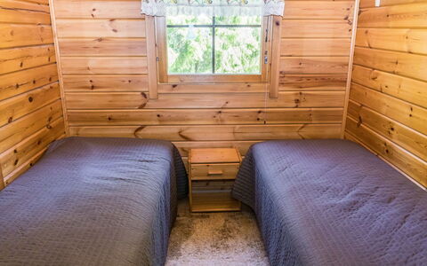 Kesäranta: Holz, Flooring, Fussboden, Möbel, Holzboden, Interior Design, Etagenbett, Zimmer, Holzbeize, Hartholz