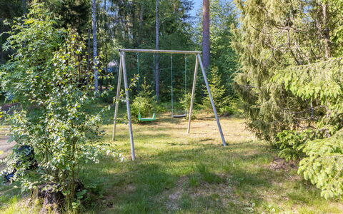 Kesäranta: Holz, Flooring, Fussboden, Möbel, Holzboden, Interior Design, Etagenbett, Zimmer, Holzbeize, Hartholz