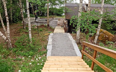 Villa Iloinen: Holz, Brücke, Treppe, Walkway, Promenade, Wald, Wald, Planke, Weg