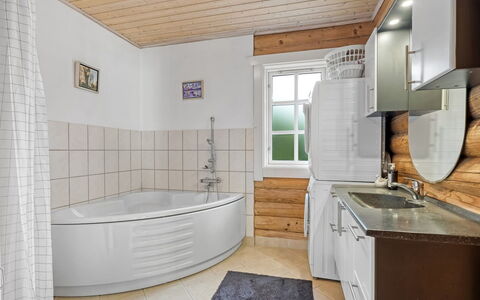 Sigga - 1.6Km from the Sea: Holz, Dach, Die Architektur, Zuhause, Haus, Hütte, Abstellgleis, Hartholz, Steigung, Estate