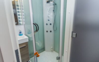 Vuosselin Helmi B21
