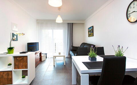 Empuriabrava 218: Zimmer, Eigentum, Interior Design, Möbel, Gebäude, Grün, Fussboden, Haus, Decke, Grundeigentum