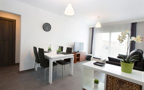 Empuriabrava 218: Zimmer, Eigentum, Möbel, Interior Design, Gebäude, Fussboden, Haus, Tabelle, Grundeigentum, Wohnzimmer