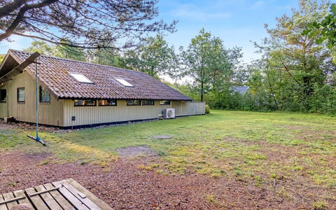 Torhild - 30Km from the Sea: Hütte, Schuppen, Hütte, Bauernhaus, Prärie, Hütte, Scheune, Blockhaus, Gartenbauten