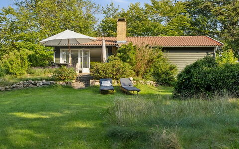 Awenita - 250M from the Sea: Haus, Zuhause, Dach, Hütte, Estate, Landscaping, Gartenbauten, Abstellgleis, Bauernhaus