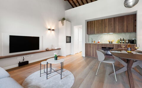Correggiolo Spereto Apartment With Pool, Montaione: Tabelle, Möbel, Eigentum, Couch, Interior Design, Orange, Cabinetry, Holz, Die Architektur, Gebäude