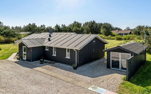 Nadica - 400M from the Sea: Holz, Zuhause, Veranda, Deck, Hartholz, Dach, Holzbeize, Holzboden, Eco Hotel