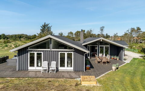 Nadica - 400M from the Sea: Holz, Zuhause, Veranda, Deck, Hartholz, Dach, Holzbeize, Holzboden, Eco Hotel