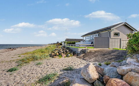 Diderik - 5M from the Sea: Küste, Ufer, Haus, Landschaft, Zuhause, Küsten Und Ozeanische Forms, Hütte, Grundstueck, Dach, Meer