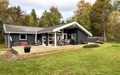 Tyyne - 250M from the Sea